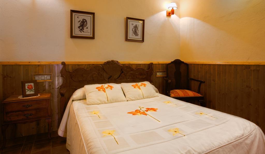 Casas Rurales Carroyosa del Jerte Navaconcejo Habitación foto