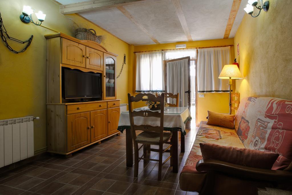 Casas Rurales Carroyosa del Jerte Navaconcejo Habitación foto